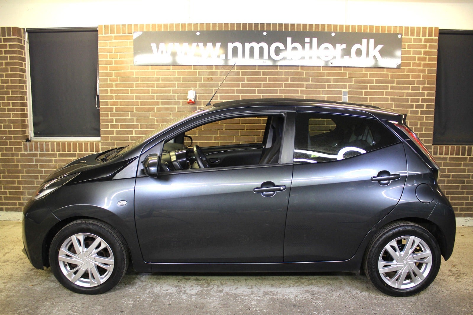 Toyota Aygo VVT-i x-wave Sky