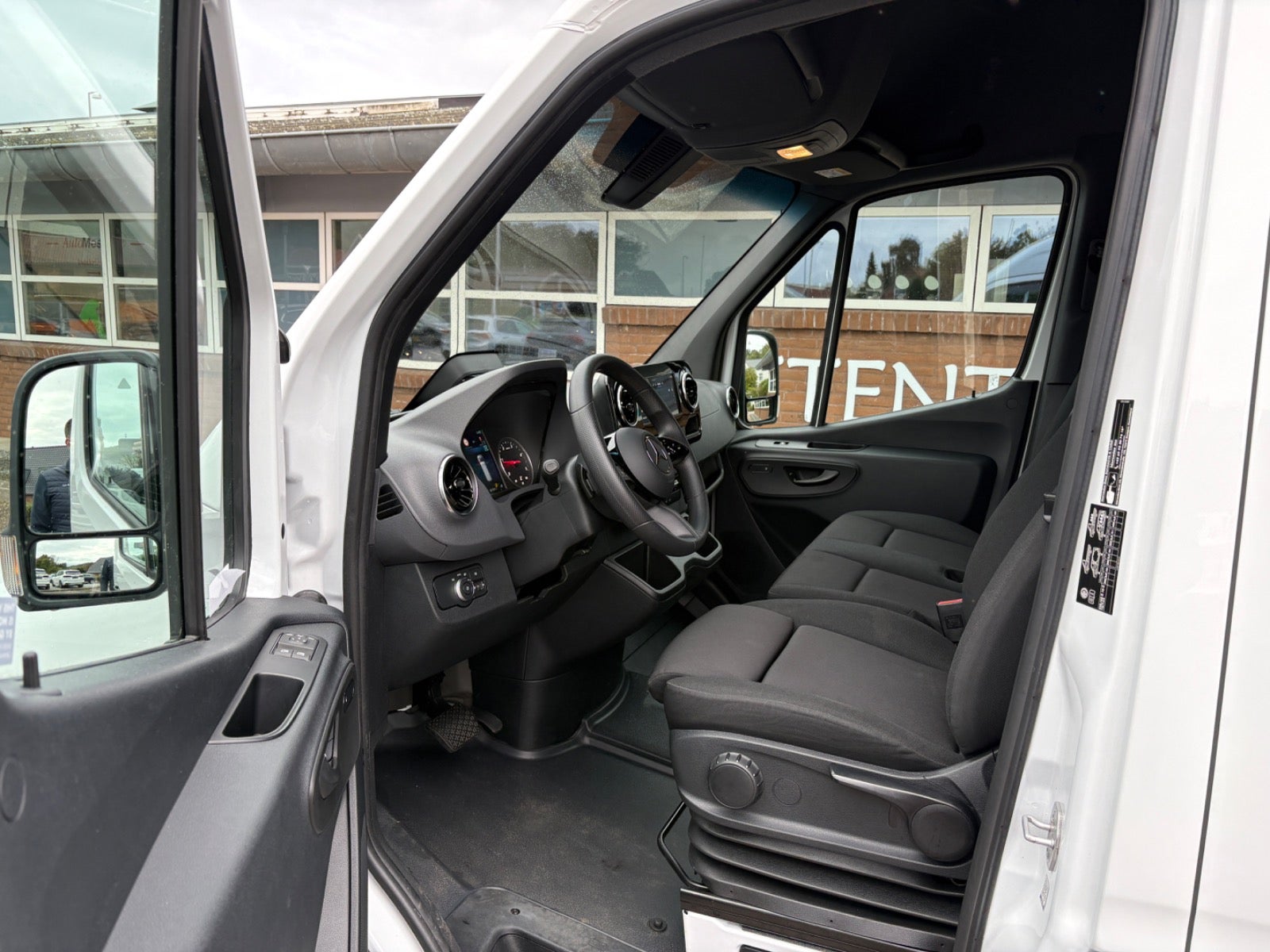 Billede af Mercedes Sprinter 317 2,0 CDi A2 Kassevogn PRO aut. RWD