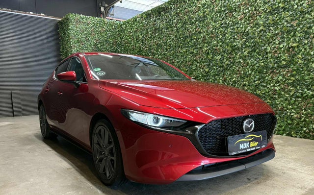 Mazda 3 2,0 SkyActiv-X 180 Cosmo aut.