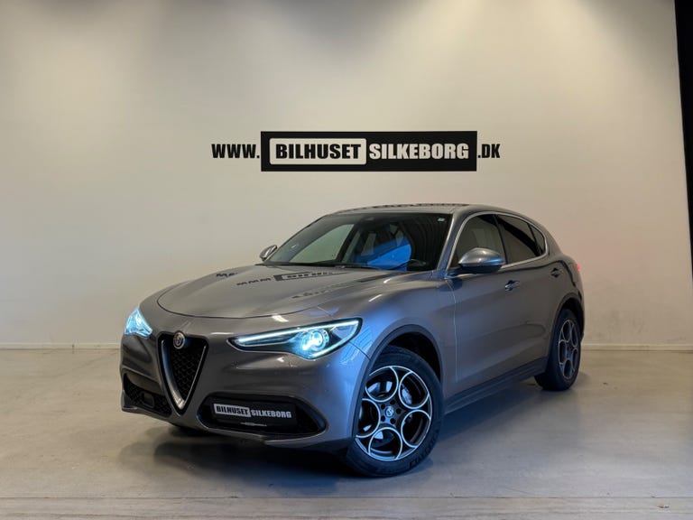 Alfa Romeo Stelvio T 280 Super aut. Q4