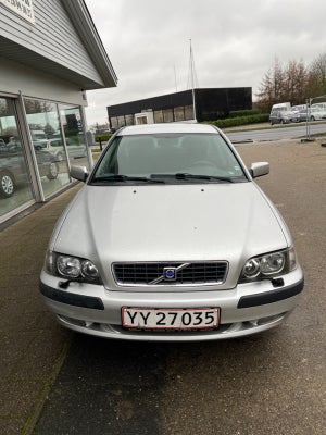 Volvo V40 1,8  5d