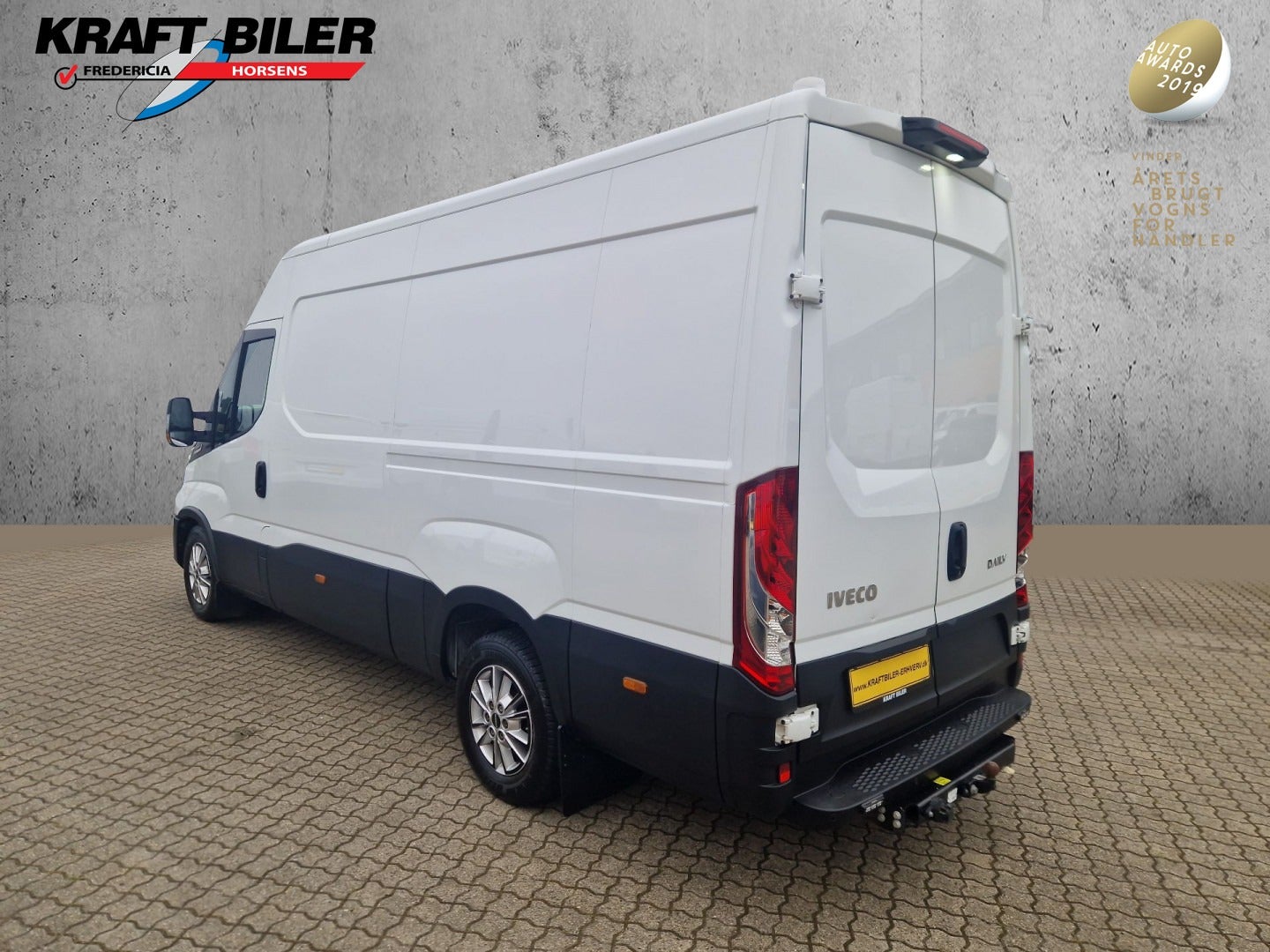 Billede af Iveco Daily 3,0 35S18 12m³ Van AG8