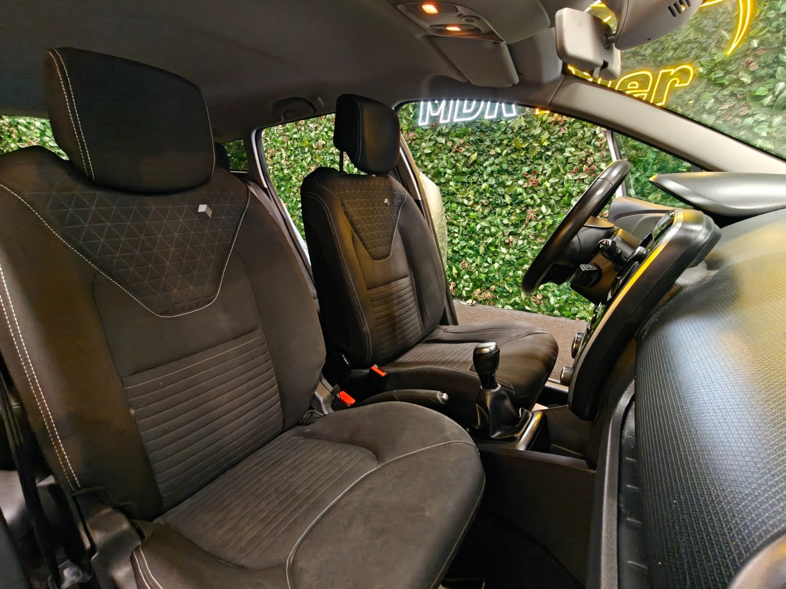 Billede af Renault Clio IV 0,9 TCe 90 Limited Sport Tourer