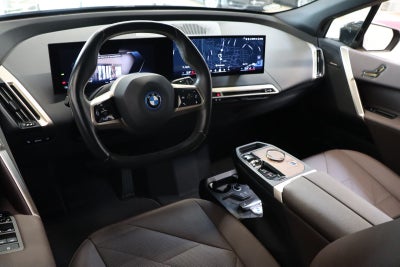 BMW iX xDrive40 Fully Charged