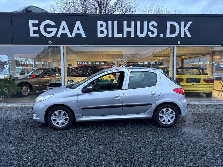 Peugeot 206+ HDi 68 Active