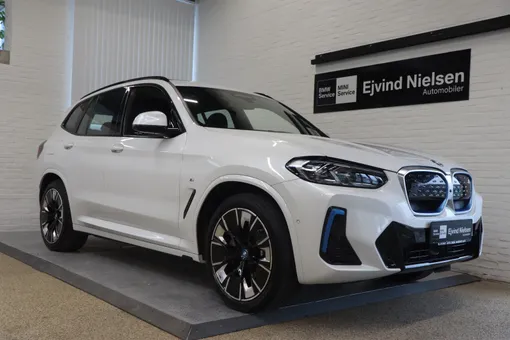 BMW iX3 Charged M-Sport