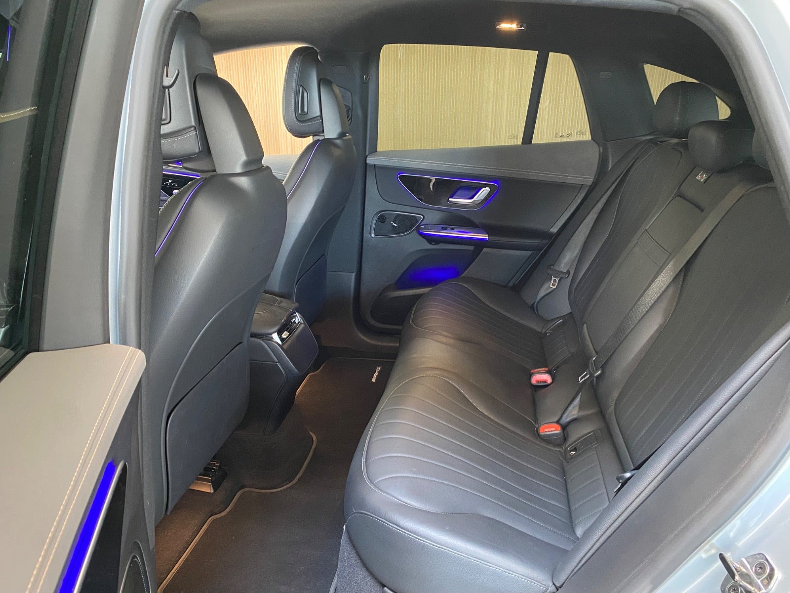 Mercedes EQE350+ SUV AMG Premium – 7