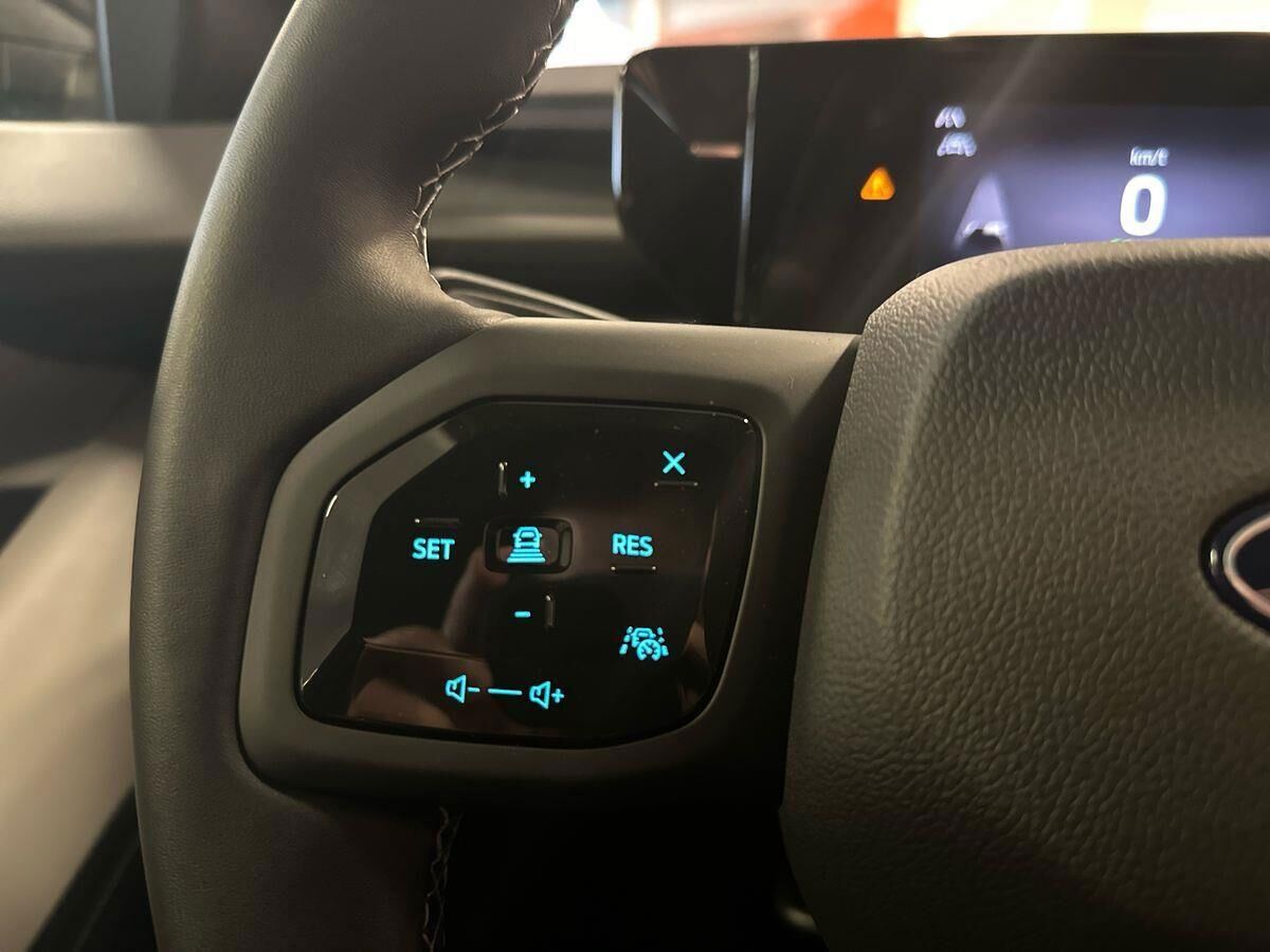 Ford Capri Select Extended Range billede 13