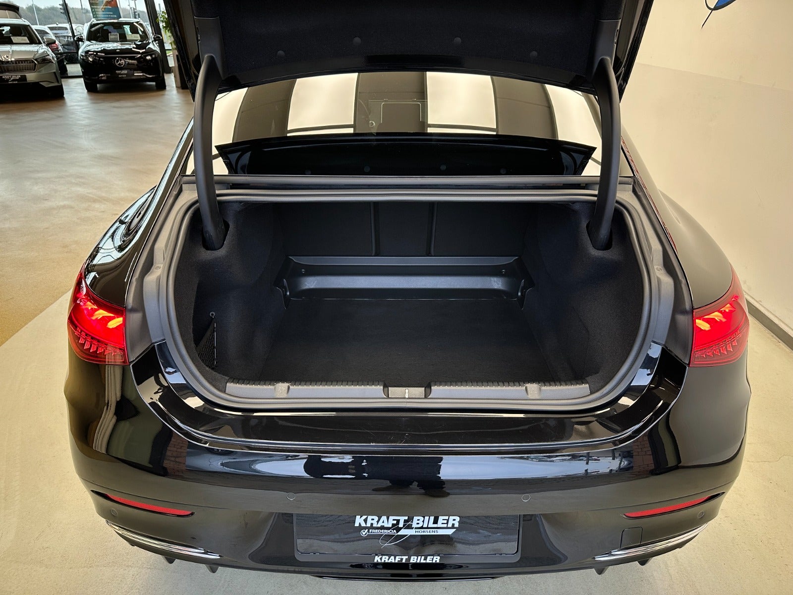 Billede af Mercedes EQE350  AMG Line