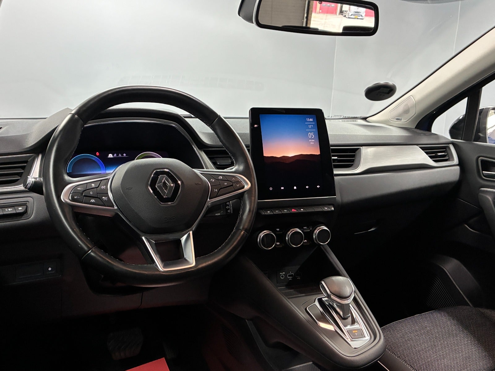 Billede af Renault Captur 1,6 E-Tech Intens