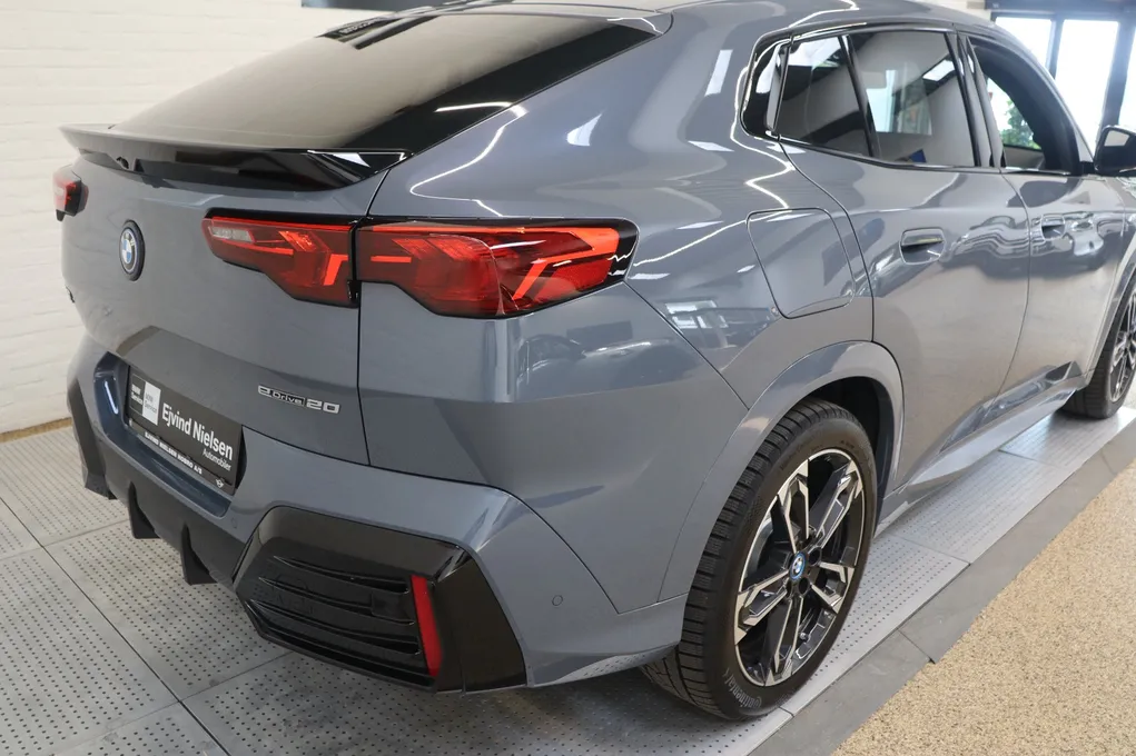 BMW iX2 eDrive20 M-Sport