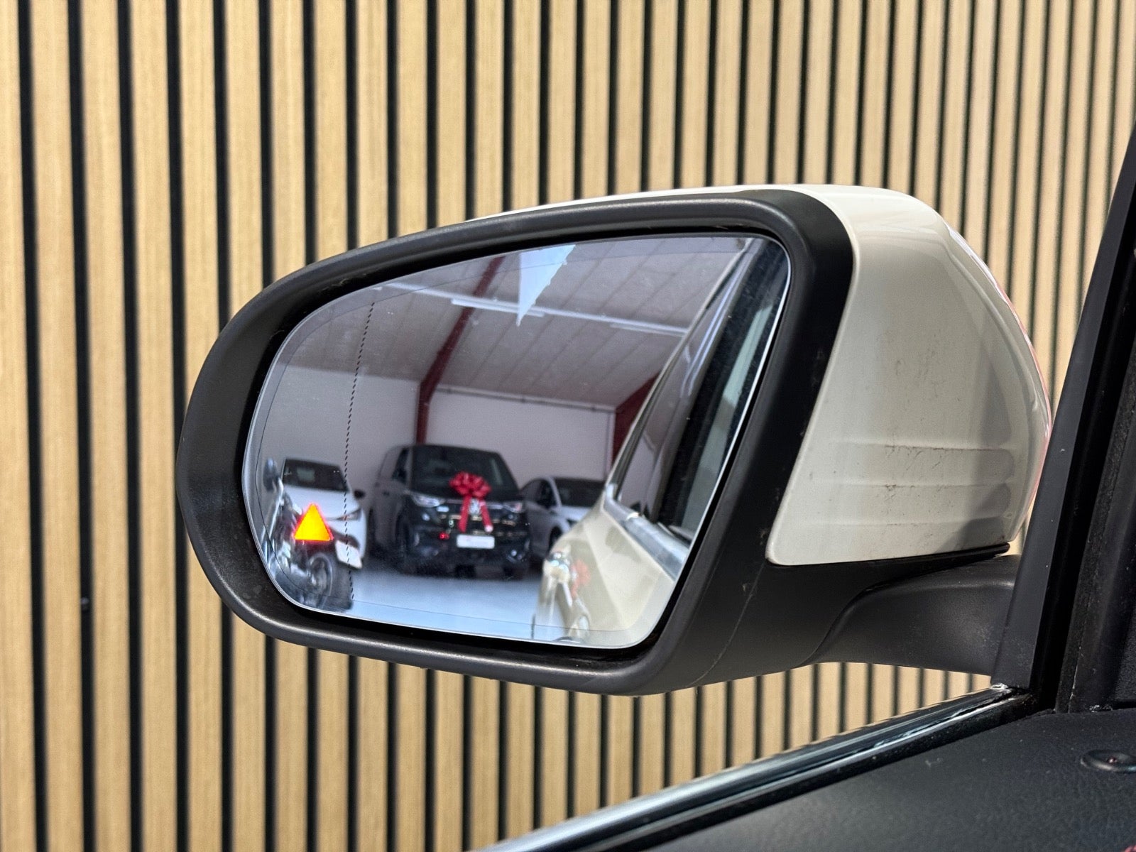 Billede af Mercedes EQB300  AMG Line 4Matic 7prs
