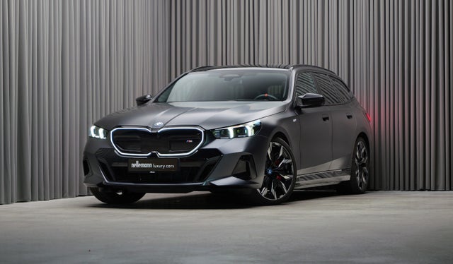 BMW i5 M60 Touring xDrive