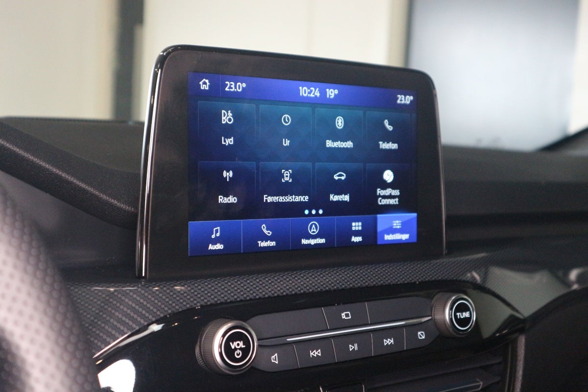 Ford Kuga PHEV ST-Line X CVT