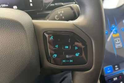 Ford Explorer Premium Extended Range