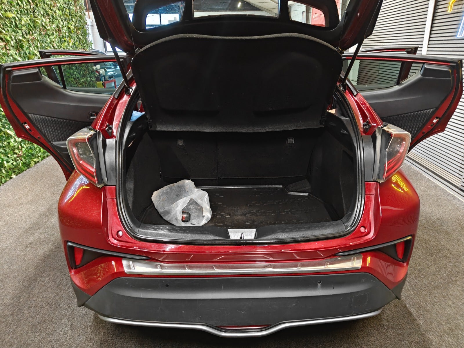 Billede af Toyota C-HR 1,8 Hybrid C-LUB CVT