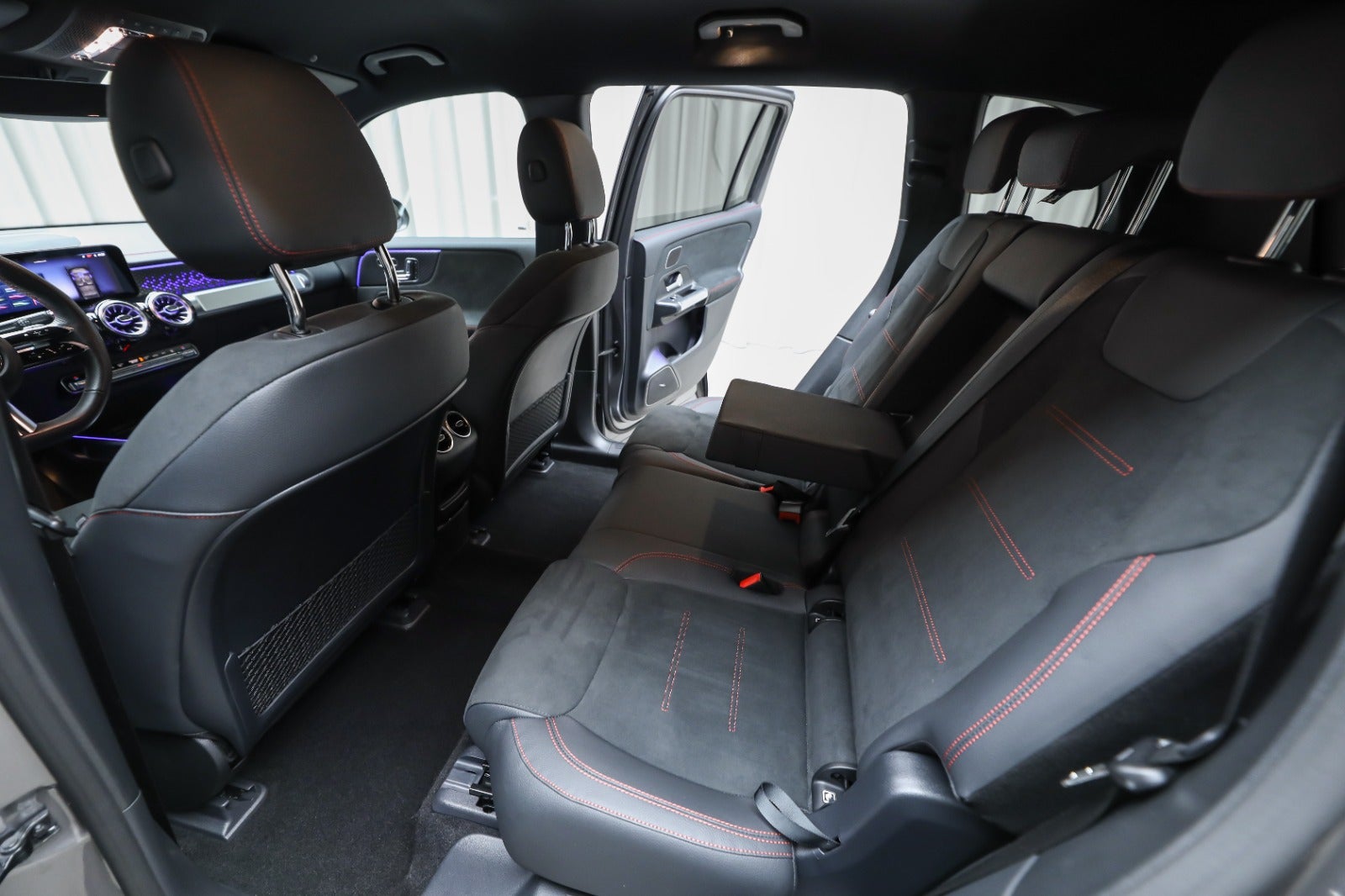 Mercedes-Benz EQB 250+ (5/8)