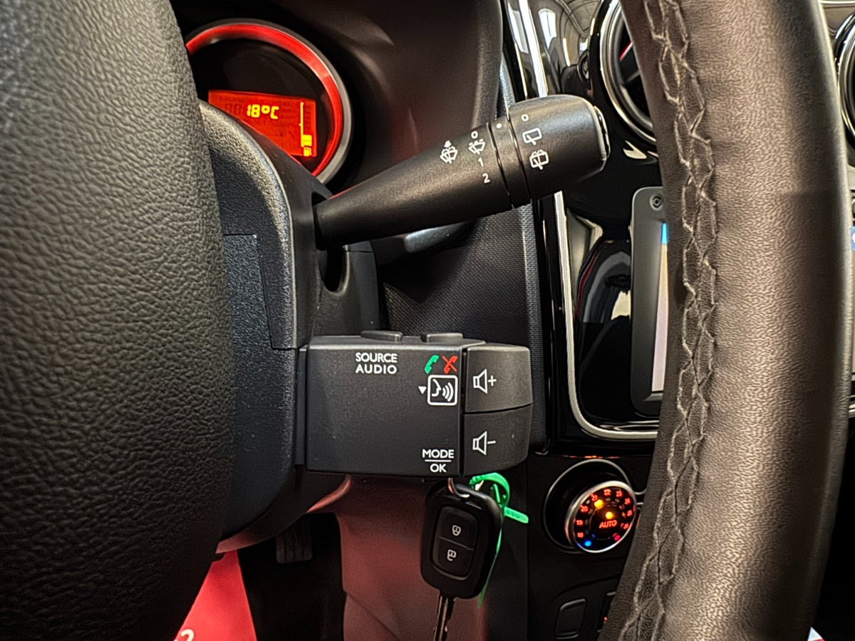 Dacia Sandero Stepway TCe 90 Dacia Sandero Stepway TCe 90