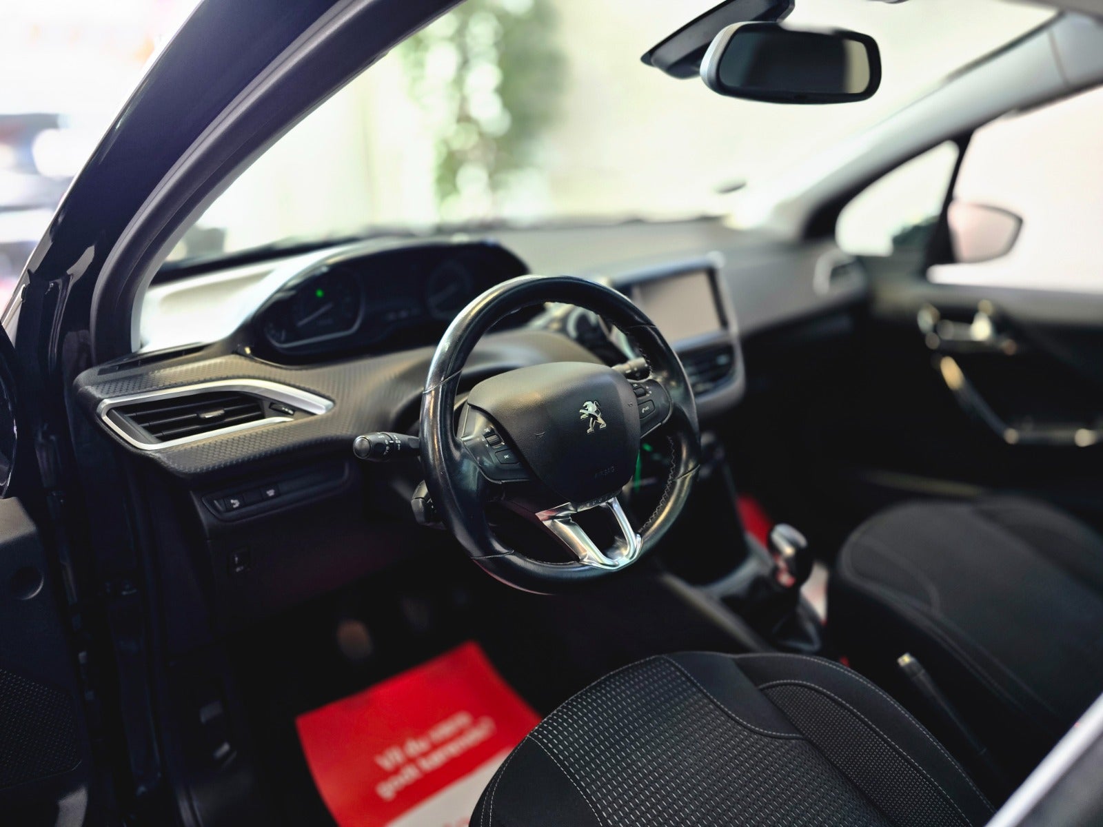 Billede af Peugeot 208 1,2 VTi 82 Selection Sky