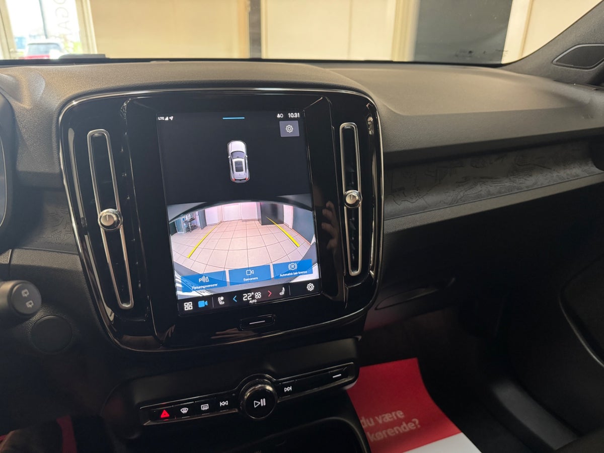 Volvo XC40 P6 ReCharge Core