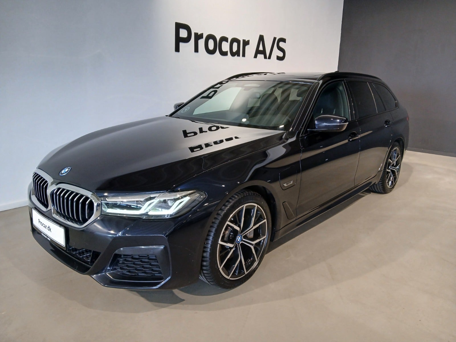 BMW 530e Touring M-Sport aut.