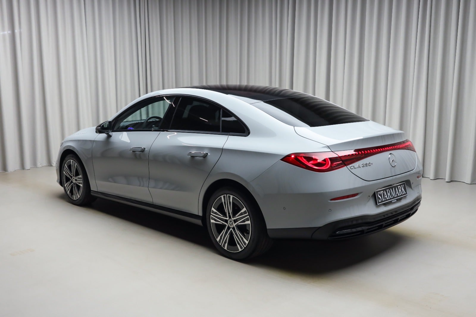 Mercedes-Benz CLA 250+ (3/8)