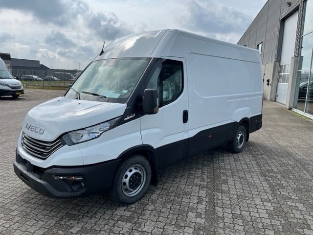 Iveco Daily 3,0 35S18 12m³ Van AG8
