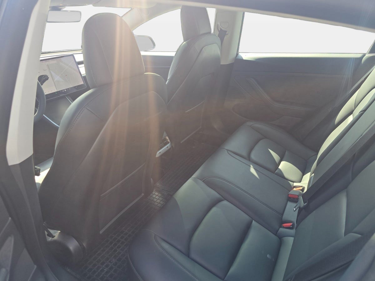 Billede af Tesla Model 3  Standard Range+ RWD