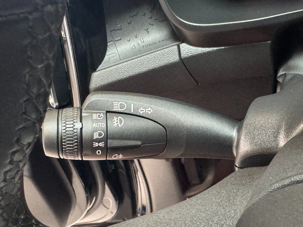 Volvo XC40 P6 ReCharge Core