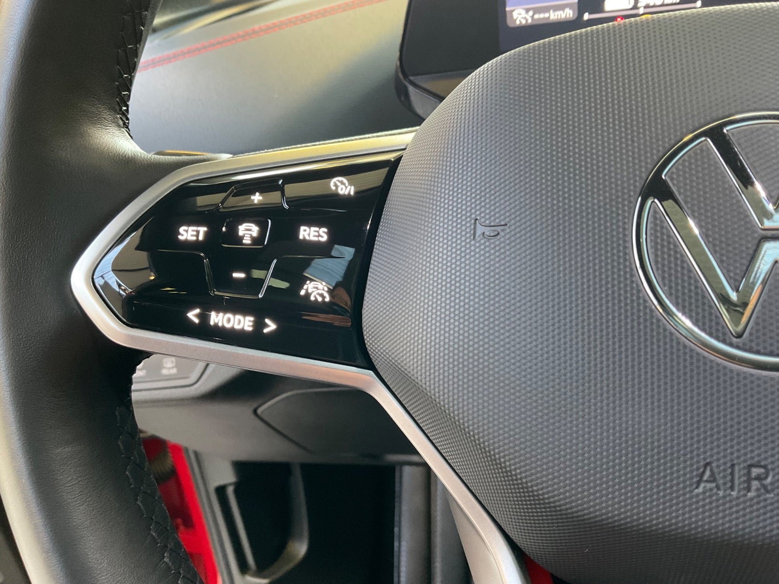 VW ID.4 77 GTX 4Motion 5d - 18