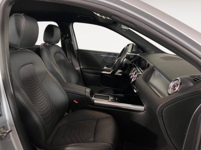 Mercedes EQA250+ Progressive Van