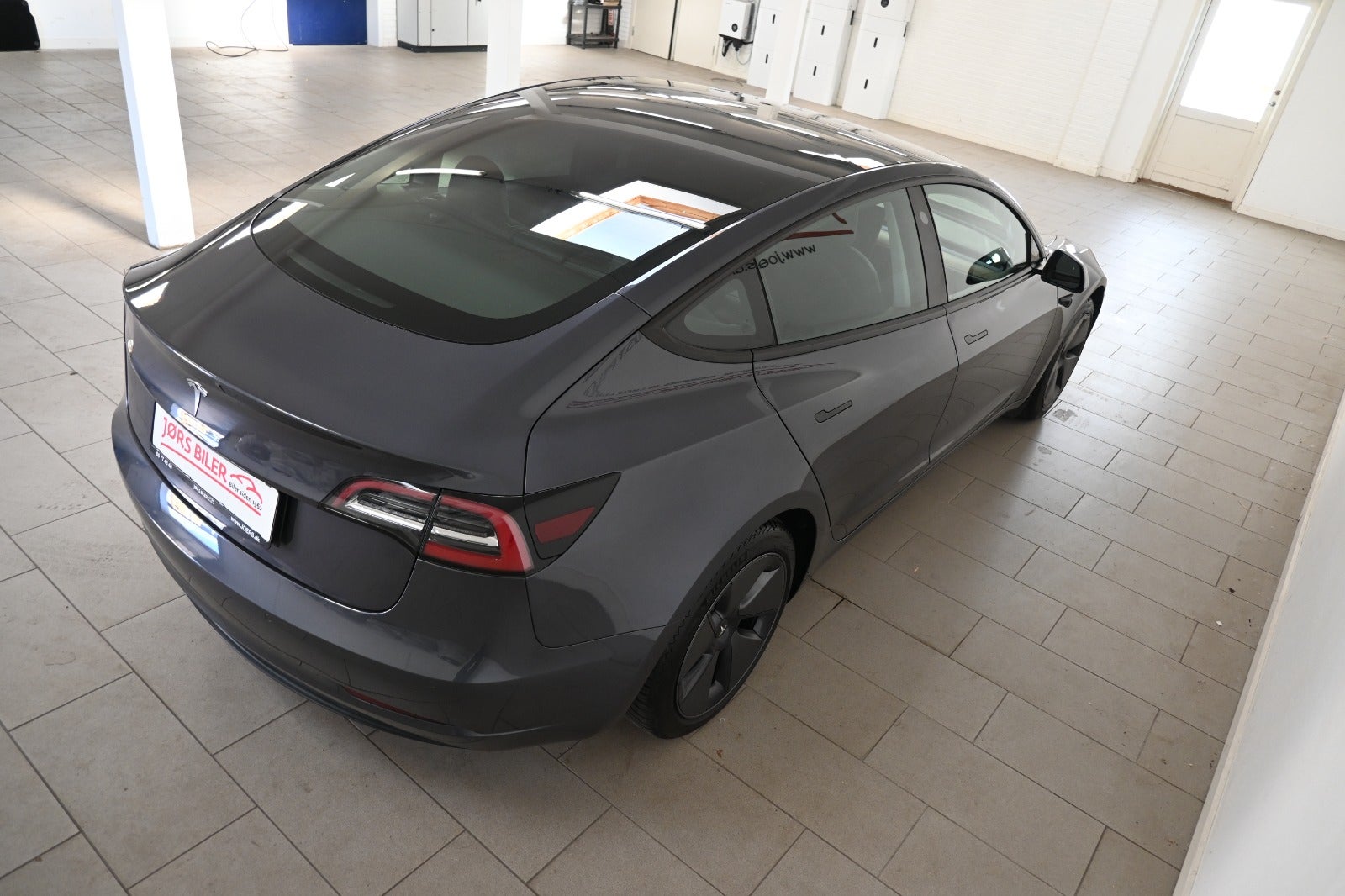 Tesla Model 3 Standard Range+ RWD