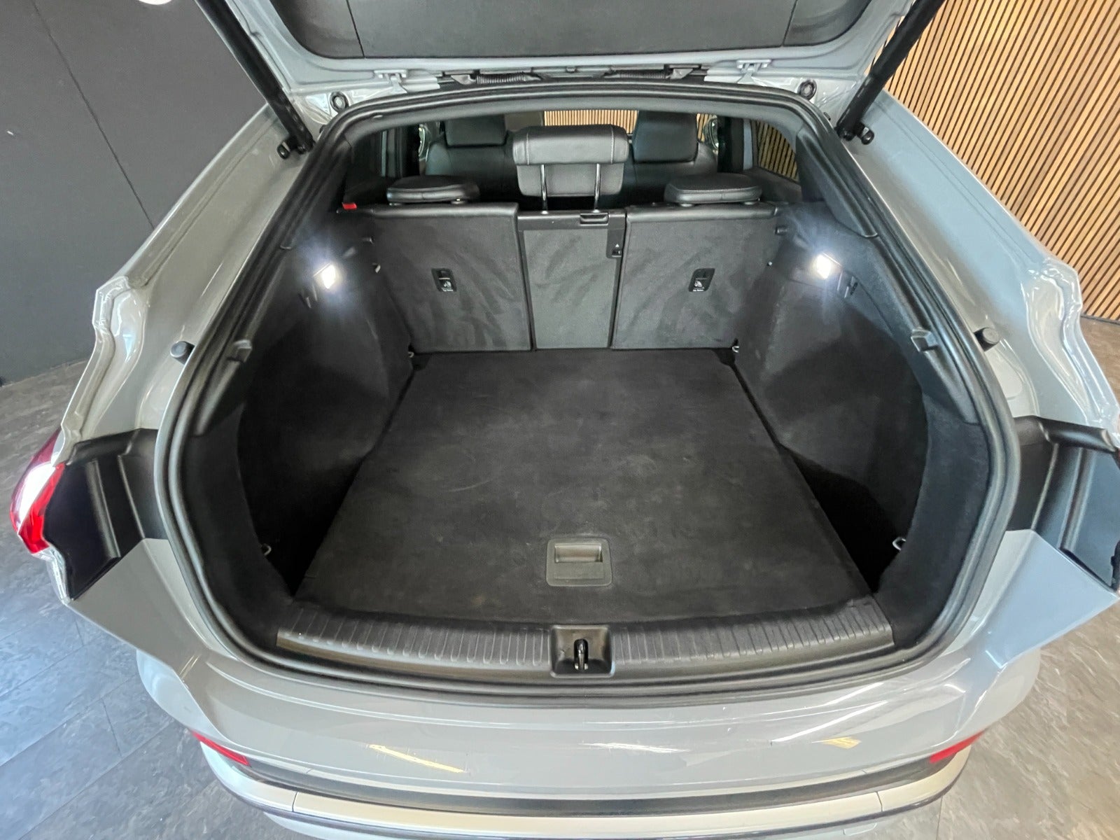 Billede af Audi Q4 e-tron 40 edition one S-line Sportback