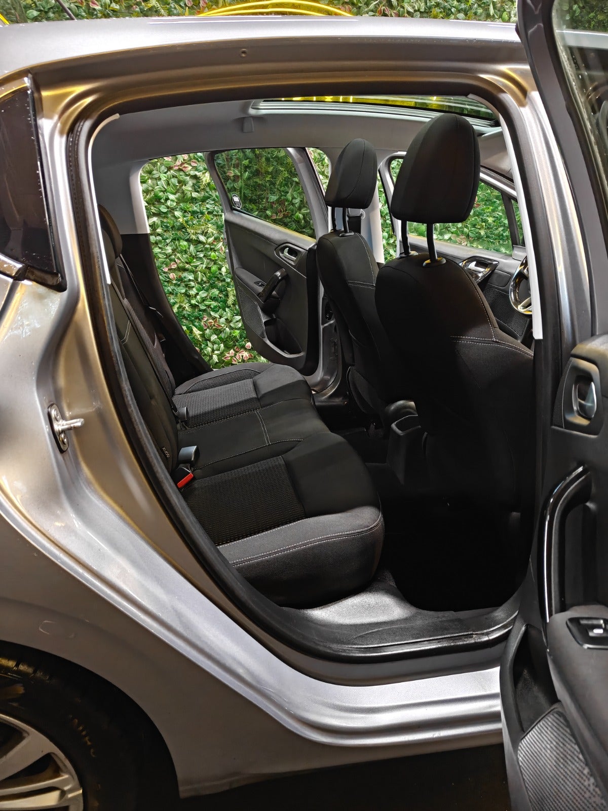 Billede af Peugeot 208 1,5 BlueHDi 100 Prestige Sky