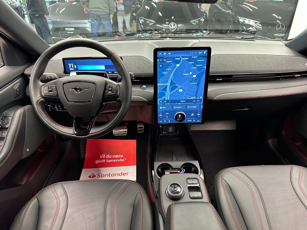 Billede af Ford Mustang Mach-E 98 Premium Extended Range