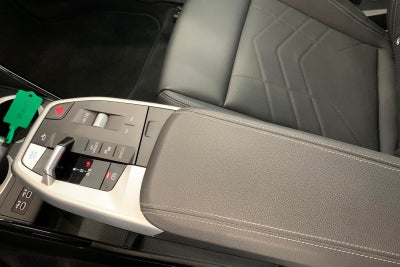 BMW iX1 xDrive30 X-Line