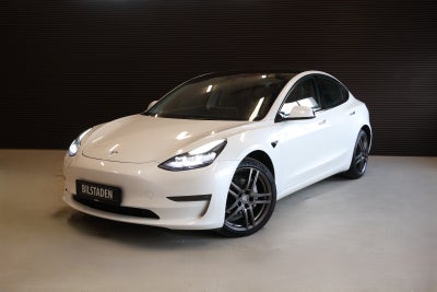 Tesla Model 3  Long Range AWD 4d