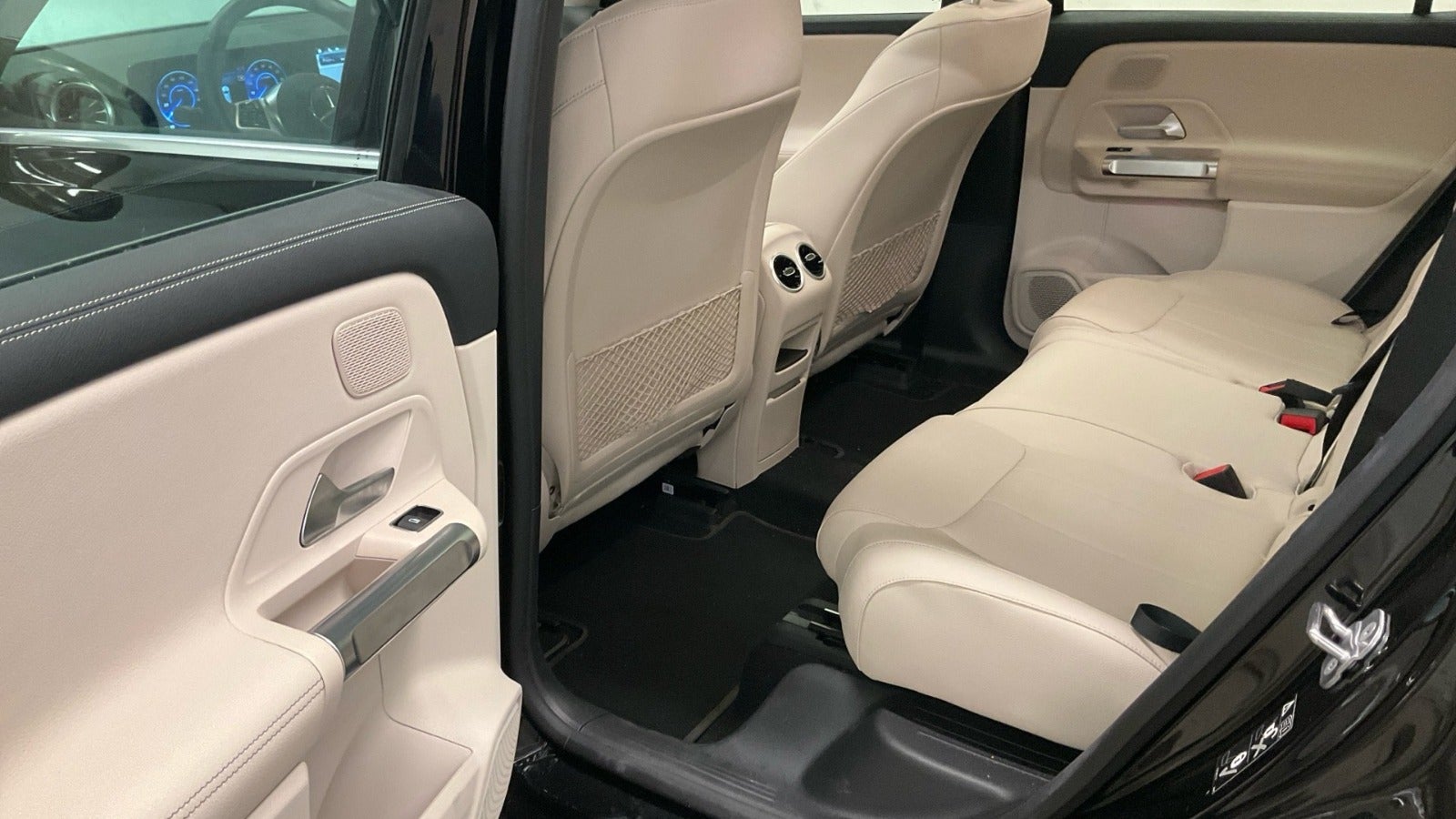 Mercedes EQB250+ Progressive Advance Plus