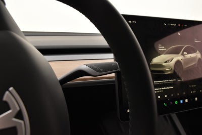 Tesla Model Y Long Range RWD