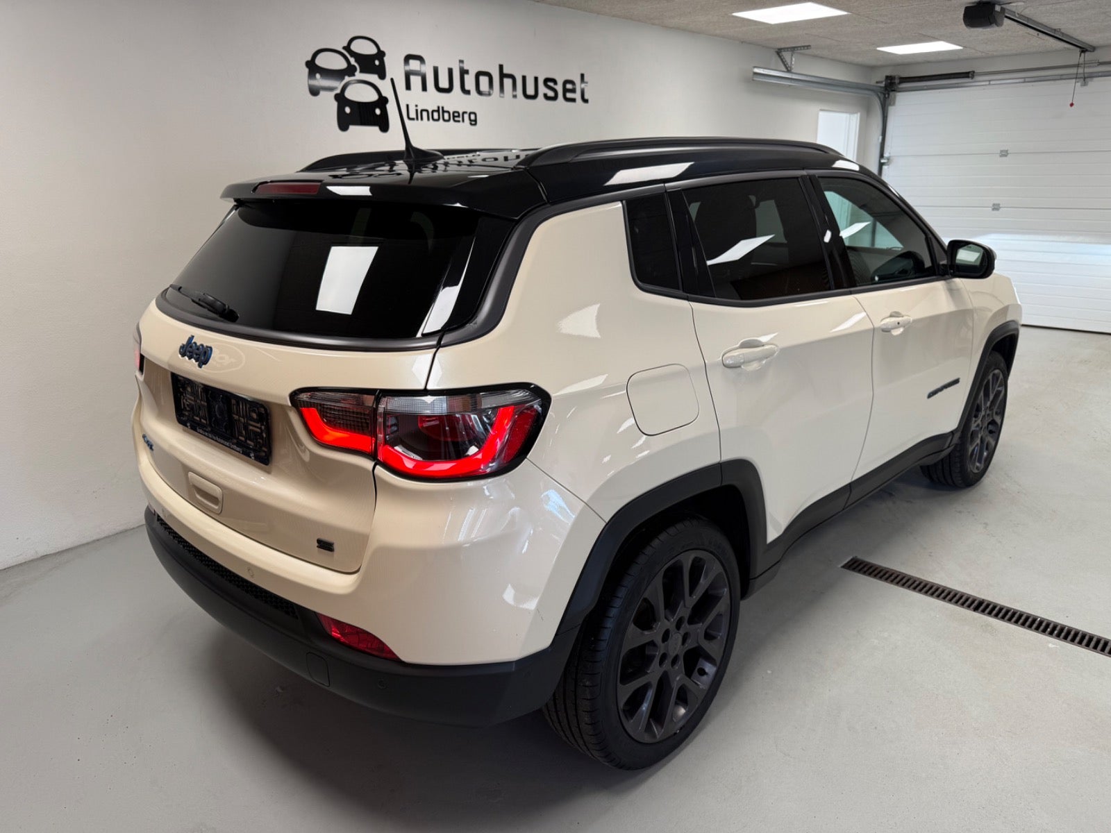 Billede af Jeep Compass 1,3 4xe S aut. 4x4