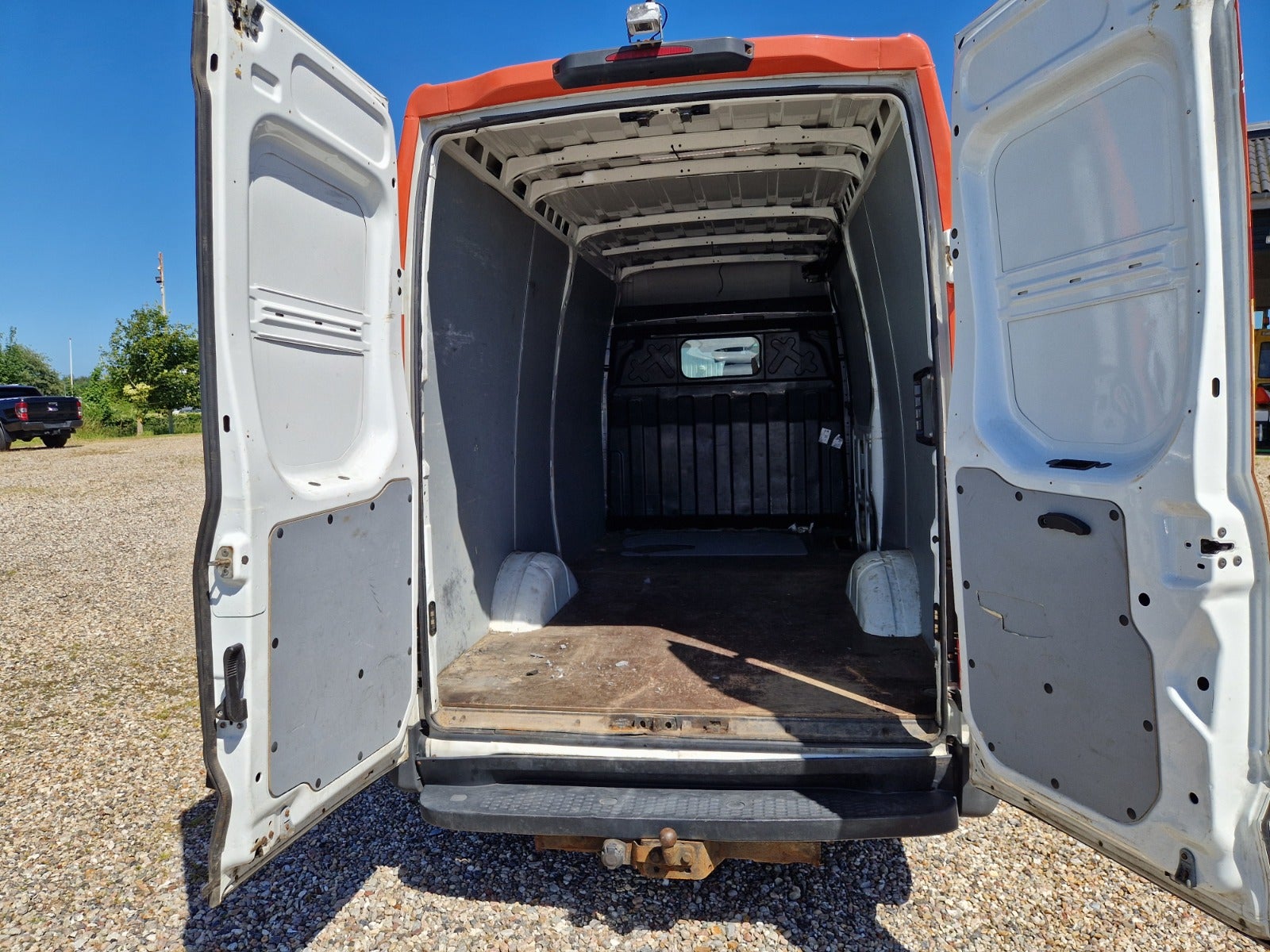 Billede af Iveco Daily 2,3 35S14 12m³ Van AG8
