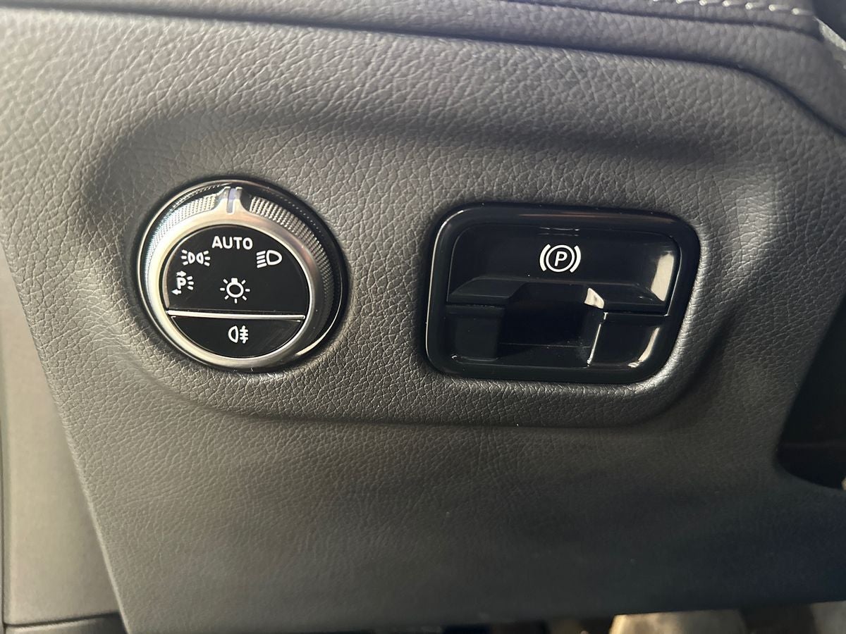 Mercedes EQE350+ Electric Art billede 18