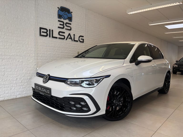 VW Golf VIII GTE DSG