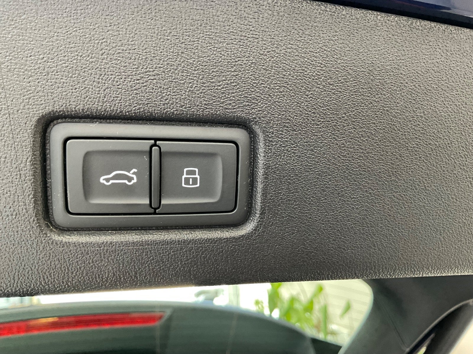Audi Q4 e-tron 45 5d - 7