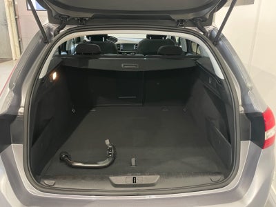 Peugeot 308 PureTech 130 Selection Sky SW