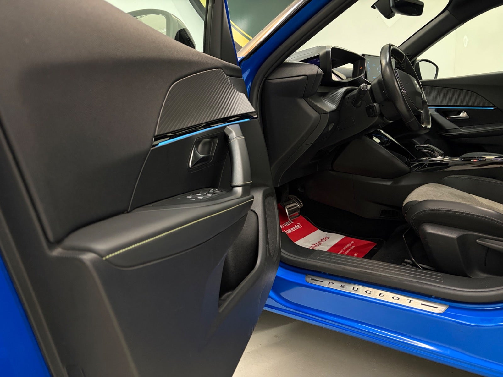 Billede af Peugeot e-2008 50 GT Pack