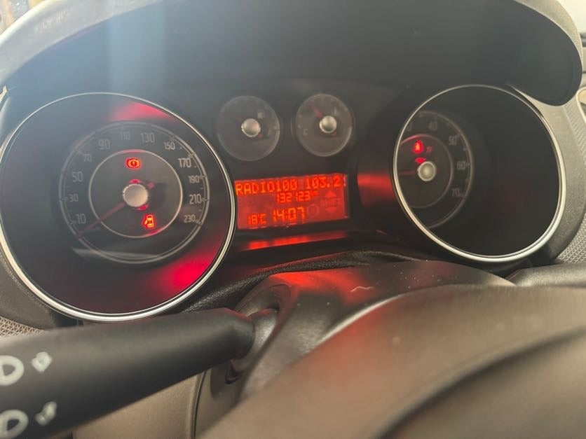 Fiat Punto TwinAir 100 Popstar Edition