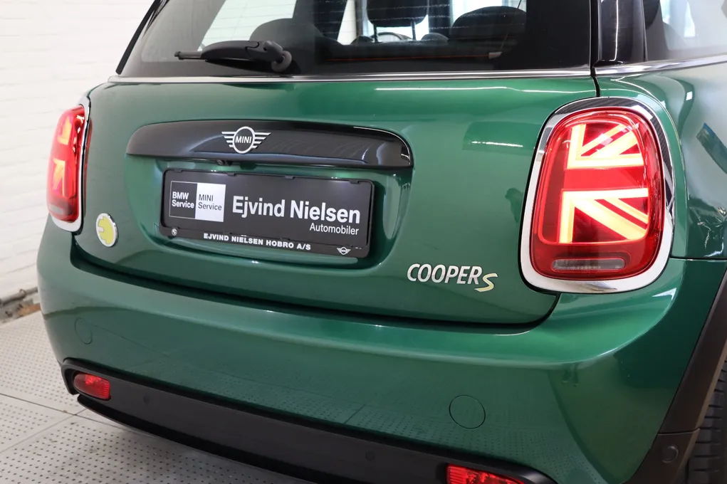 MINI Cooper SE Camden Edition