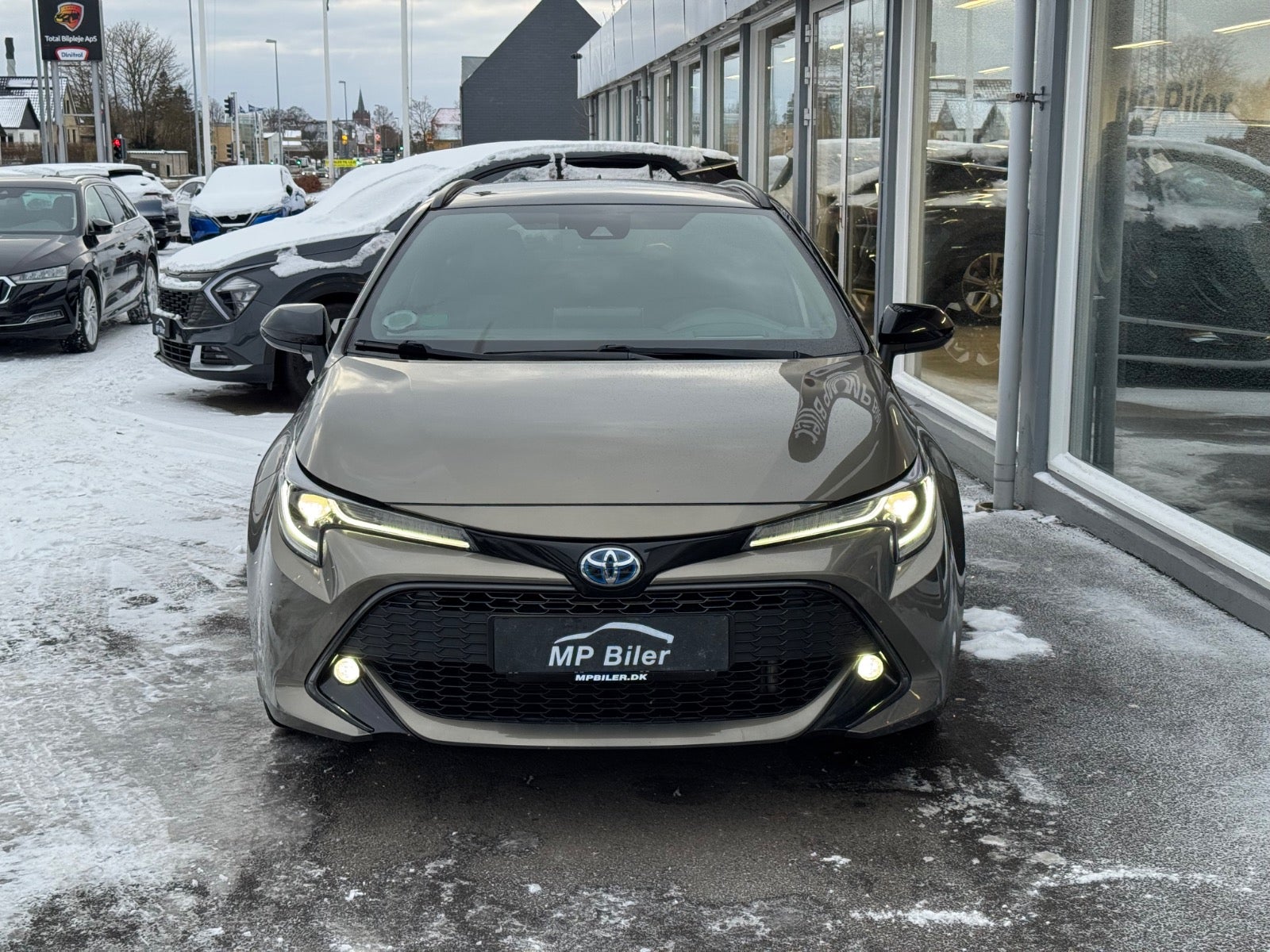 Billede af Toyota Corolla 1,8 Hybrid H3 Design Touring Sports MDS