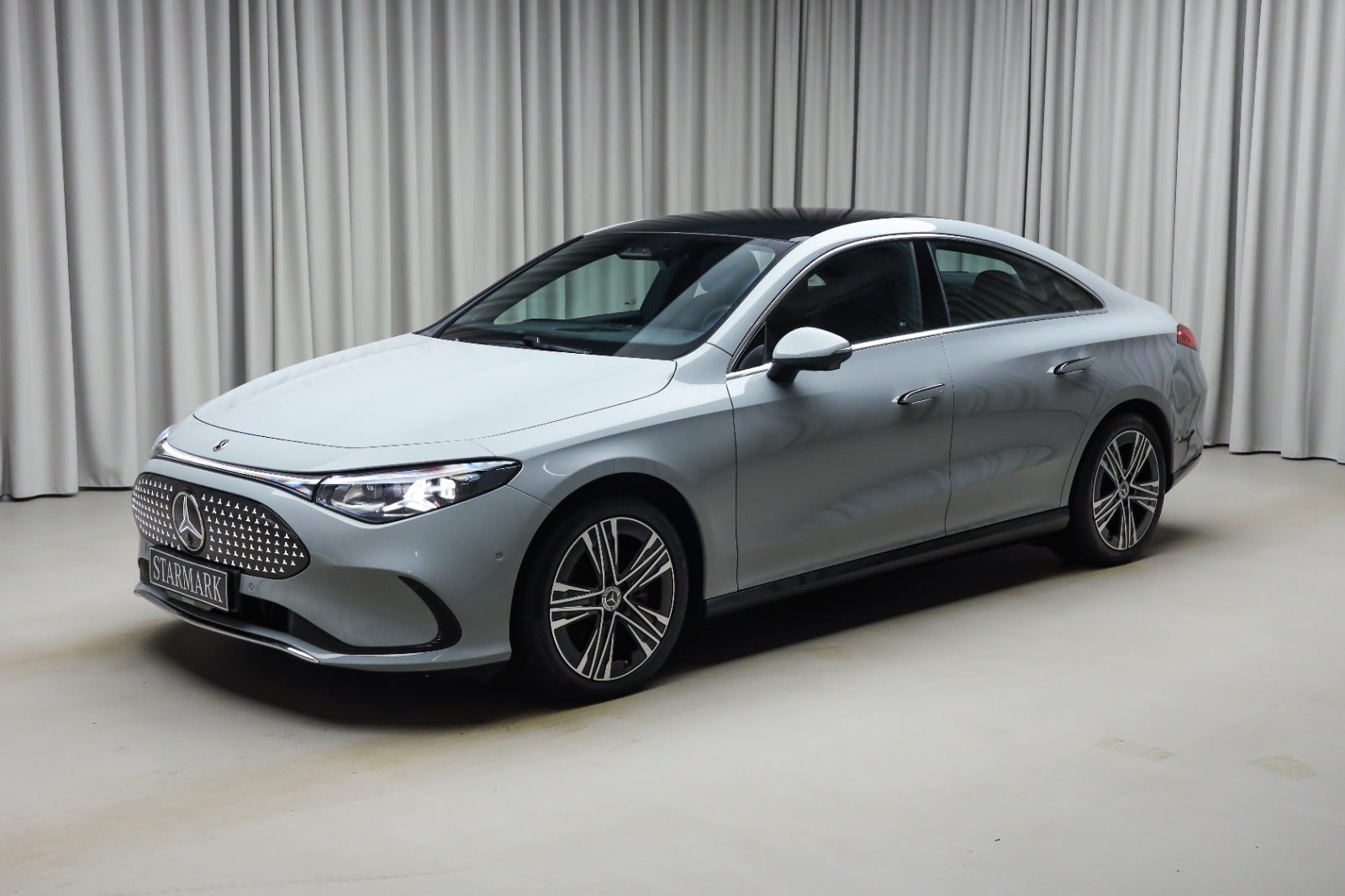Mercedes-Benz CLA 250+ (1/8)